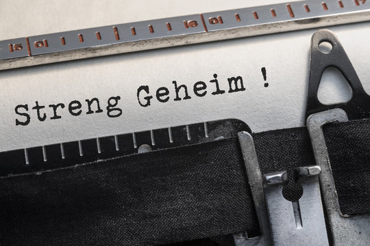 Schreibmschine_Streng Geheim!