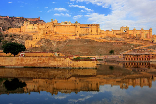 Amber Fort reflected in Maota Lake near Jaipur, Rajasthan, India