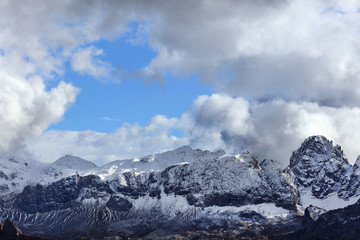 Obraz premium Autumn alpine landscape in the Dolomites, Italy, Europe
