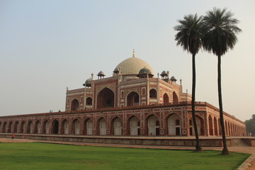 Fototapeta na wymiar Humayun's Tomb in New Delhi