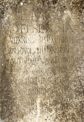 Obraz premium Old Roman Empire stone inscription