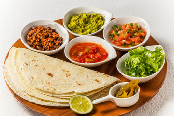 タコス　メキシコ料理　 Tacos set Mexican food