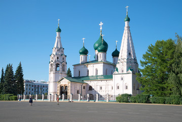 Fototapeta na wymiar Church of Elijah the prophet, Sunny day in July. Yaroslavl, the Golden ring of Russi
