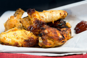 fried chicken wings with sauce