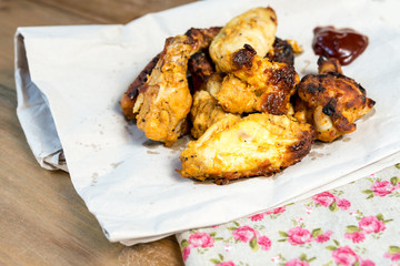 fried chicken wings with sauce