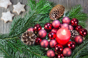 Adventskerze mit Plätzchen