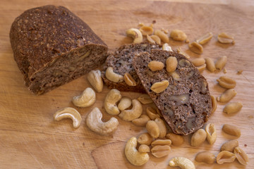 Rustic walnut bread with peanuts and cashews