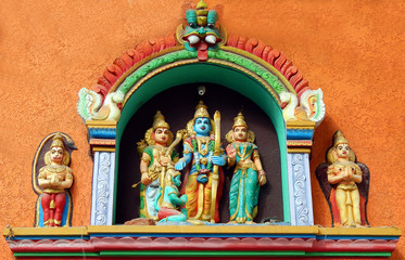 Fototapeta na wymiar Hindu god Sri Rama with sita ,lakshmana and Hanuman idolls on a temple 