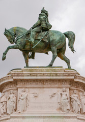 Obraz premium Statue at National Monument of Vittorio Emanuele in Rome