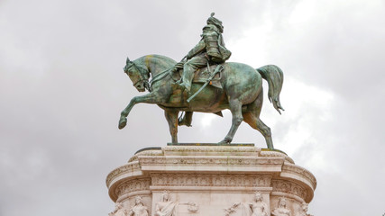 Obraz premium Statue at National Monument of Vittorio Emanuele in Rome