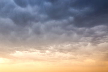 beautiful sky with clouds in the evening