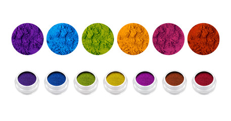 Palette de couleurs maquillage fards &agrave; paupi&egrave;res sur fond blanc