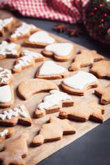 Christmas gingerbread icing decorating process