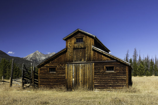 Old Barn in Rocky Mountain National Park
