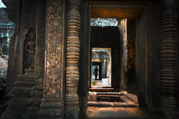 Fototapeta na wymiar Angkor, le mura del Ta Phrom