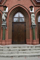 Wejście do kościoła