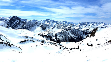 Obraz premium Snow Mountains Gebirge Schneeschmelze Schnee Berge