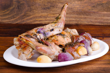 dietary meat, the thigh of rabbit roasted with onions and garlic