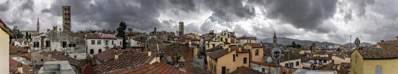 Fototapeta na wymiar Arezzo Roofs Landscape