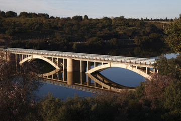 Puente sobre el río Tajo