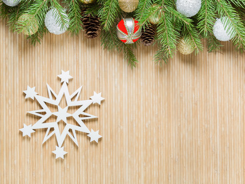 white snowflake Christmas decoration