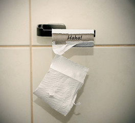 Leere Toilettenpapierrolle