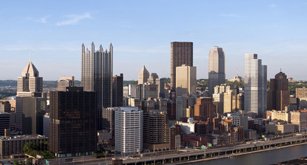 Fototapeta na wymiar Skyline of Pittsburgh Pennsylvania
