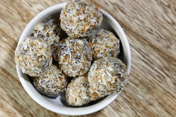 Chocolate coconut bites