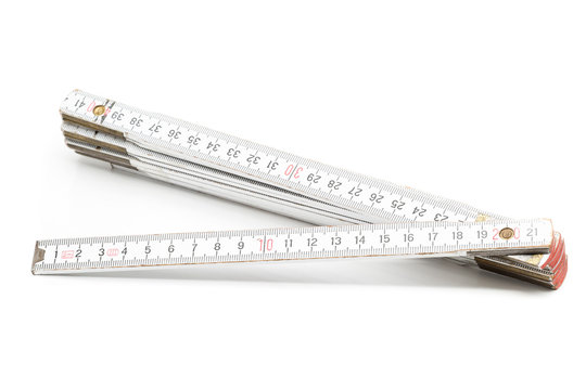 Folding rule with centimeter scale