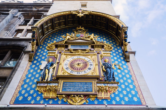 historical clock at the Conciergerie in Paris