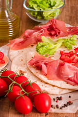 Piadina with ham and lettuce. 