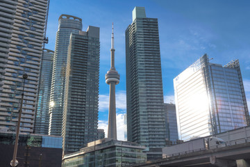 Fototapeta na wymiar Skyline of Toronto with CN Tower 