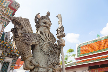 Naklejka premium Chinese Warrior Statue In The Wat Pho