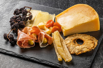 高級チーズのオードブル　 Cheese hors d'oeuvre