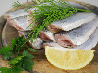 fresh fishes herrings