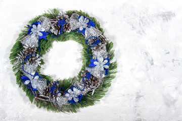 Christmas Wreath Holiday Fir Cones Stars Bows Garland Magic Deco