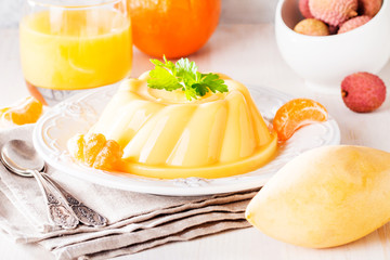 mango orange pudding 