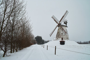 Windmühle im Winter