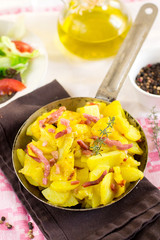 Easy fried potatoes with bacon from microwave oven