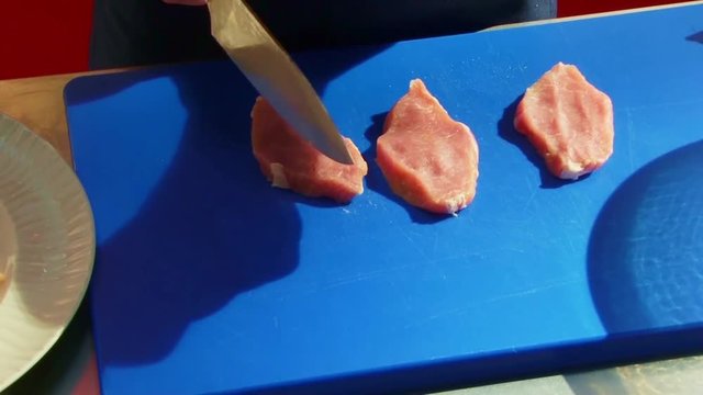 Процесс приготовления пищи на кухне ресторана. Мастерство поваров
