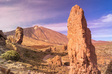 Fototapeta premium Scenic view of Roques del Garcia stone and Teide volcano in the Teide National Park, Tenerife, Canary Islands, Spain.