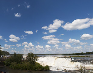 Iguazu, 13/11/2010: vista panoramica della spettacolare Garganta del Diablo, la gola del Diavolo, la più impressionante gola delle cascate di Iguazu al confine tra Argentina e Brasile