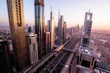 Fototapeten Skyline von Dubai bei Sonnenuntergang, Vereinigte Arabische Emirate © Iakov Kalinin