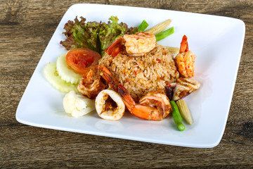Fried rice with seafood