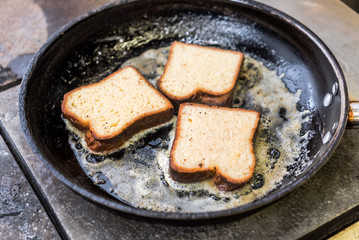 french toasts