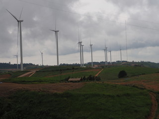 Fototapeta na wymiar wind turbines