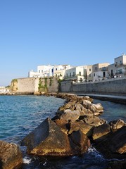 Veduta della bella Otranto sul mare