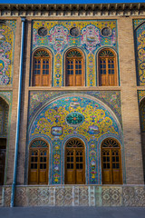 Obraz premium Details of Marble Throne building, part of Golestan Palace in Tehran, capital of Iran