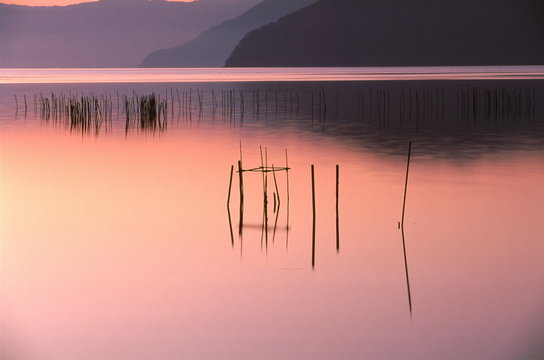 琵琶湖の夕暮れ