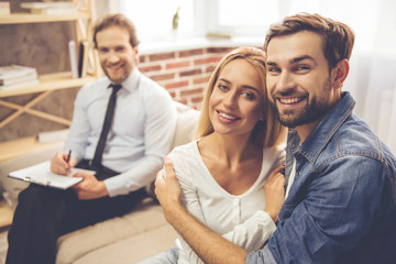 Couple at the psychologist